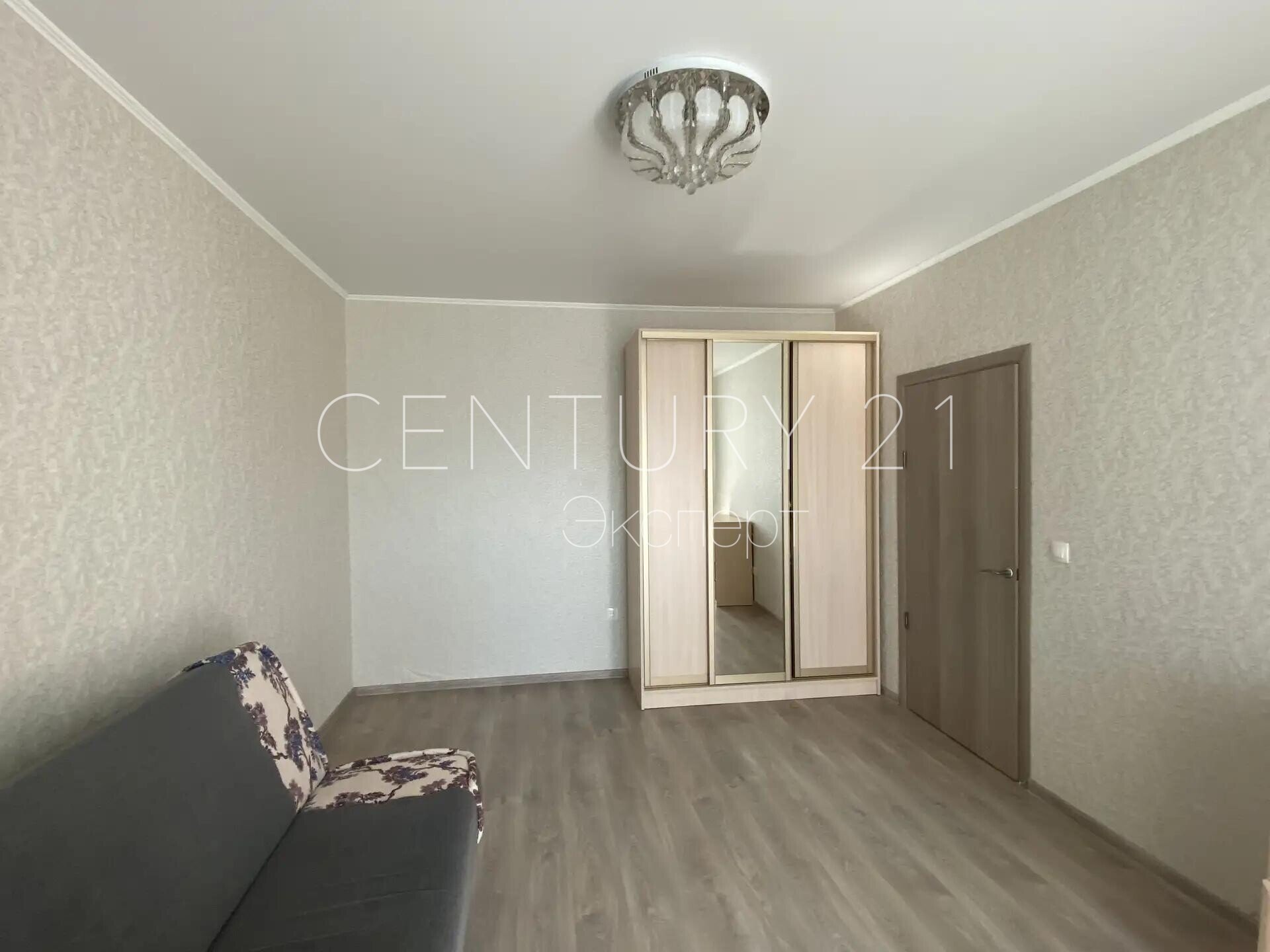 1-комнатная квартира 36.9 м² в аренду — Калининград, пр-т Победы, 87 — фото 5